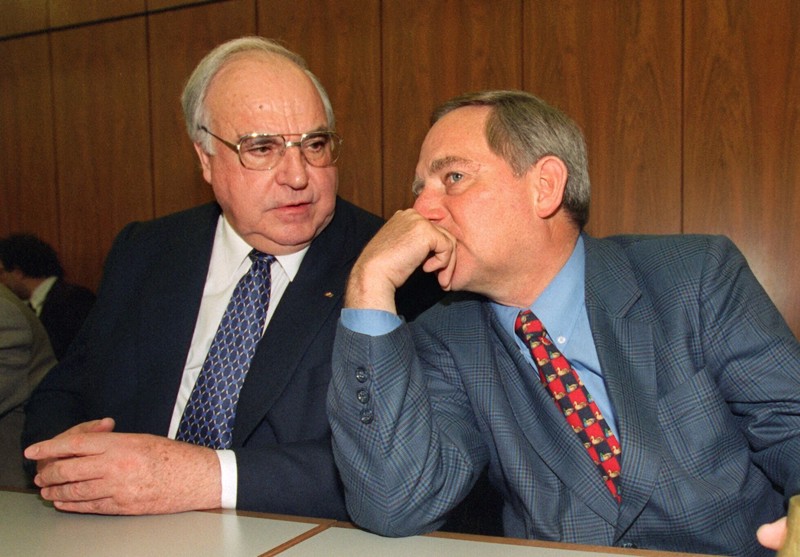 Schäuble war als Fraktionschef nah an den Geschicken von Kanzler Kohl beteiligt.