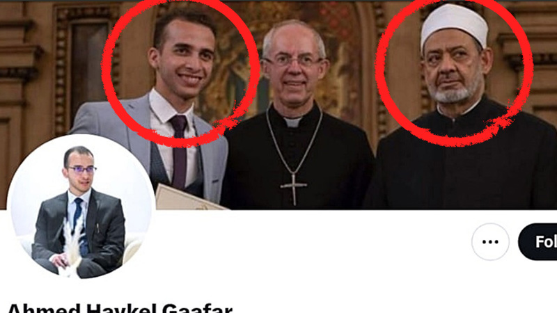Stolz. Fröhlich. Lächelnd. So posiert Ahmad Gaafar (1.v.l.) zusammen mit Großimam Ahmed Al-Tayyib (3.v.l.), der mit der islamistischen Hamas Freundschaft hegt.