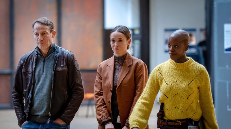 Das Ermittler-Trio im „Tatort“ lässt keine Stereotype aus.