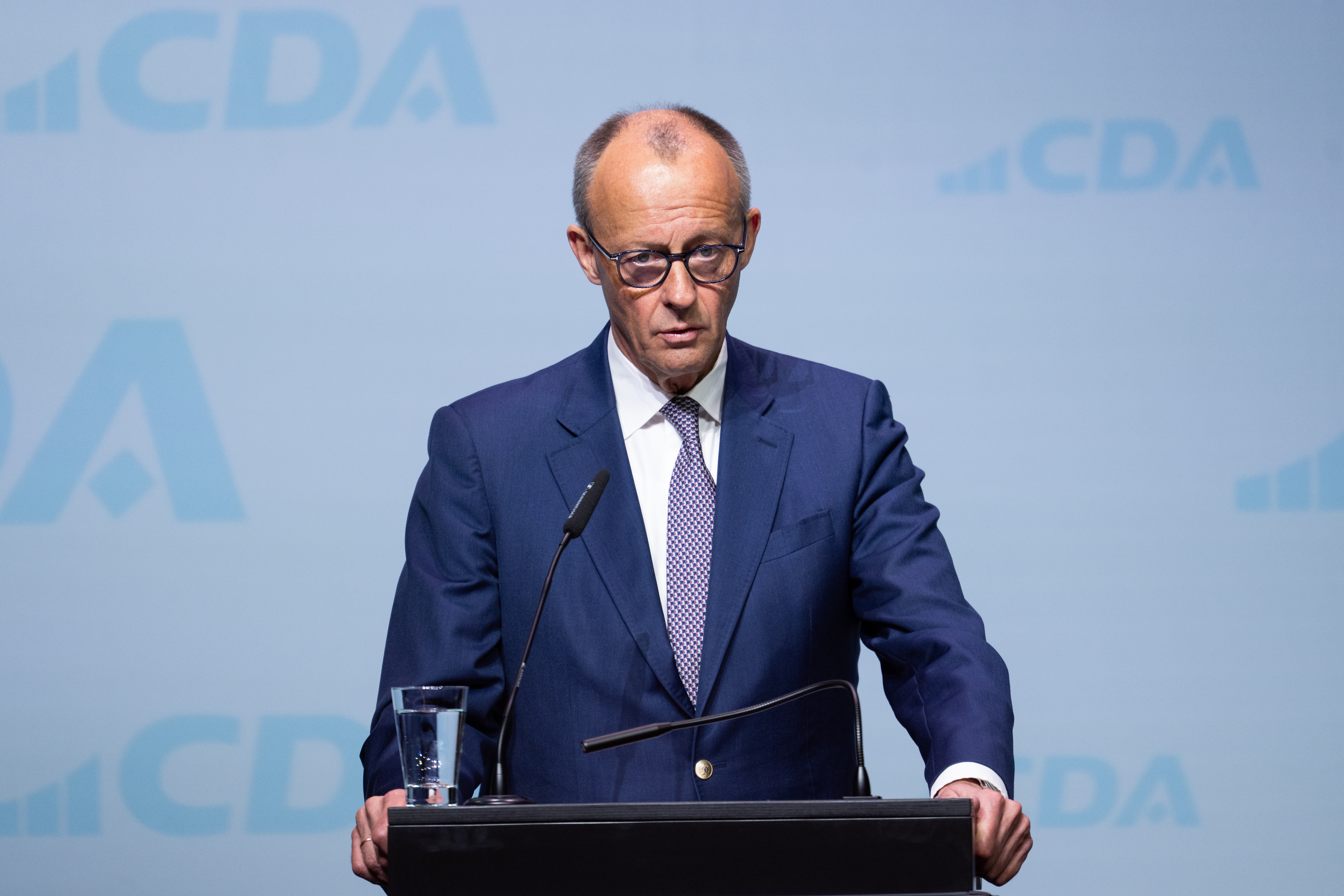 Keine Kürzungen bei der Rente. Das versprach Bundeskanzler Friedrich Merz am Samstag auf der Bundestagung des Arbeitnehmerflügels der Union (CDA).