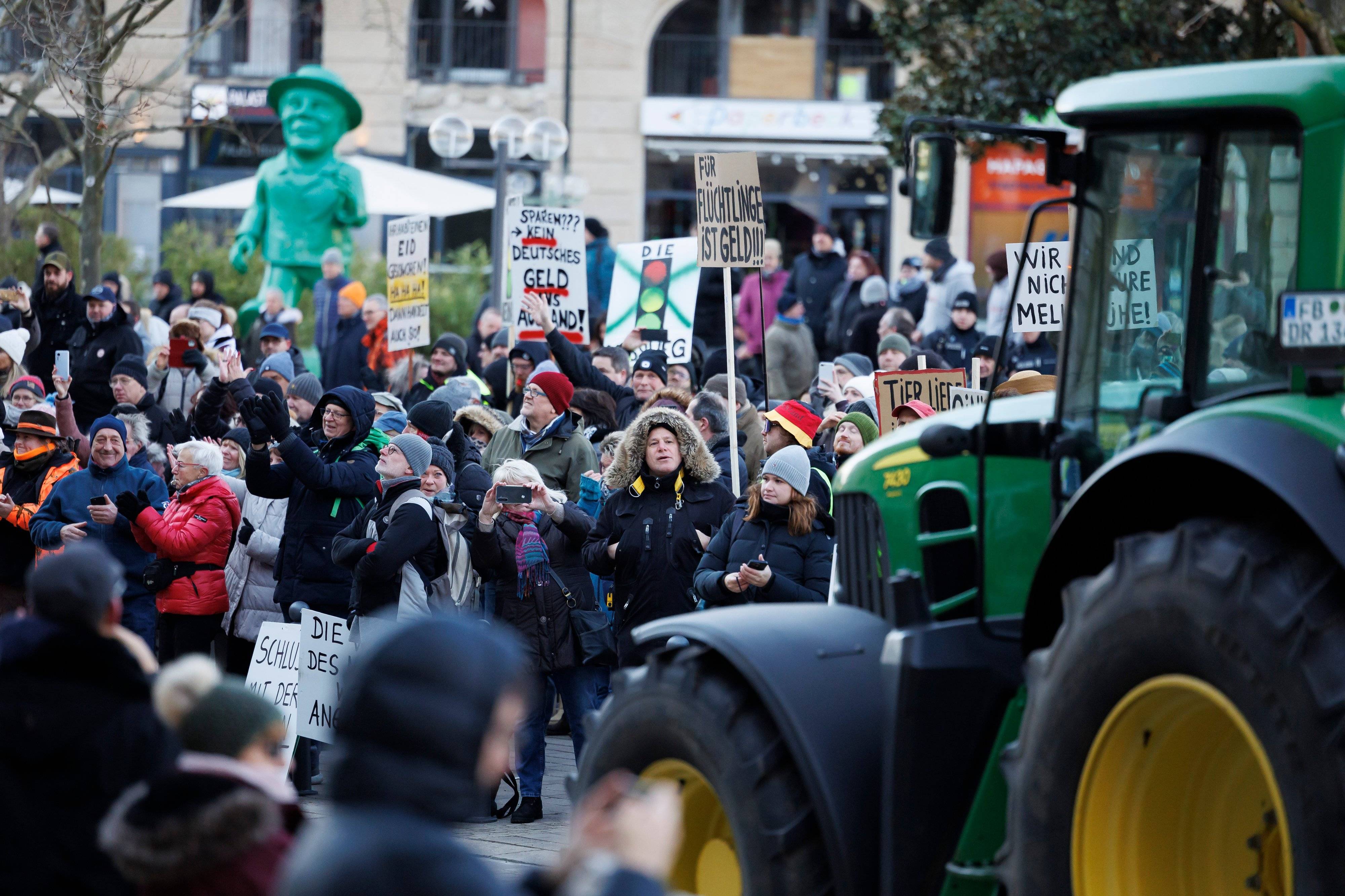 Bauern Auf Der Straße: Protest Nimmt Langsam Ab +++ Scholz ...