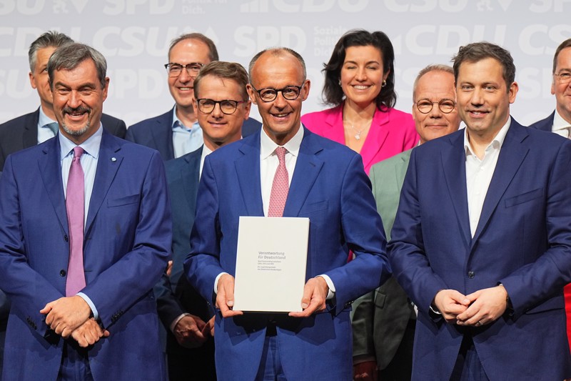 Die Regierung hatte sich im Koalitionsvertrag auf die Streichung von mehreren Beauftragtenposten geeinigt.