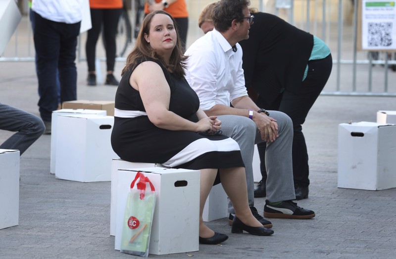 Es gab noch Sitzplatzkapazitäten auf dem Würzburger Marktplatz.