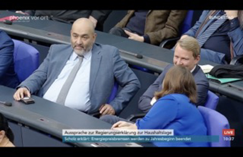 Man unterhält sich lieber