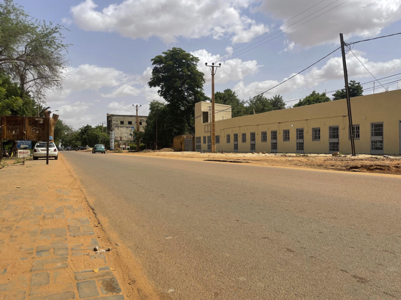 Menschenleere Straßen in Niamey. Die Putschisten verhängten eine Ausgangssperre.
