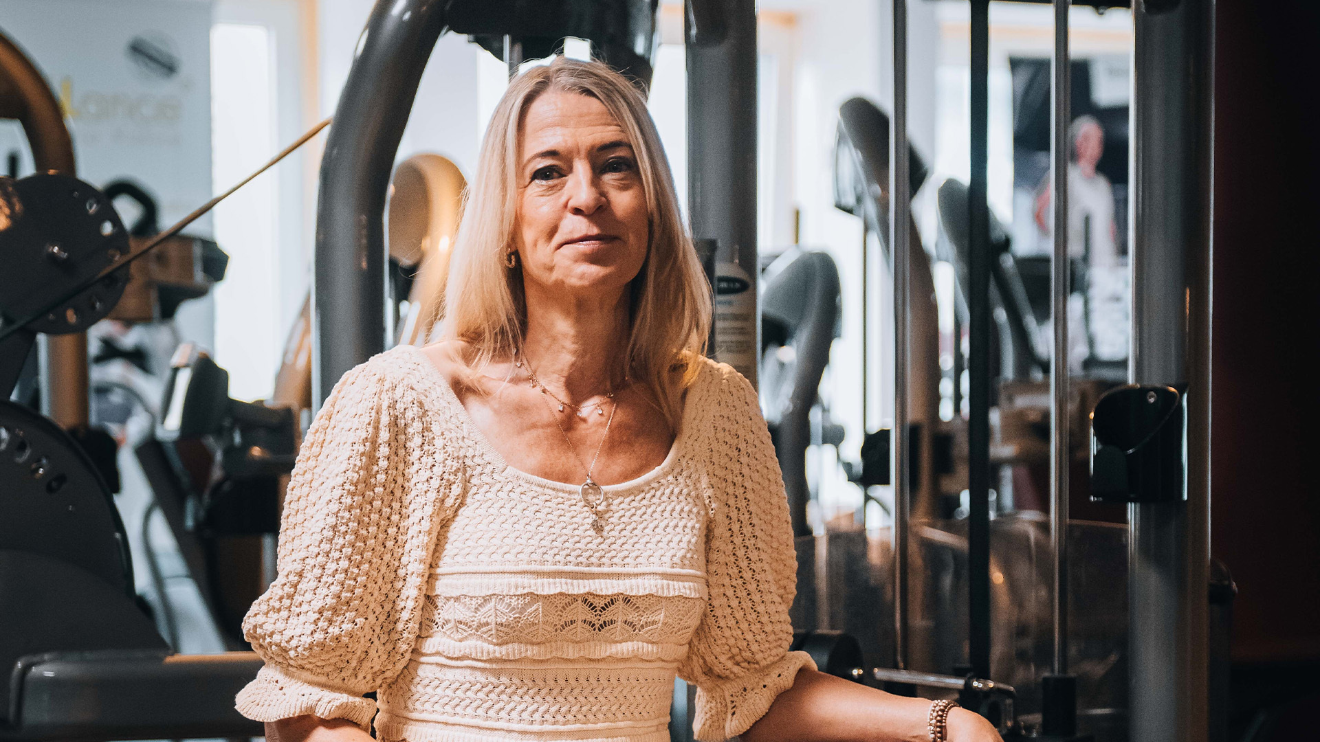 Doris Lange betreibt ein Fitness-Studio in Erlangen, in dem nur Frauen trainieren dürfen.