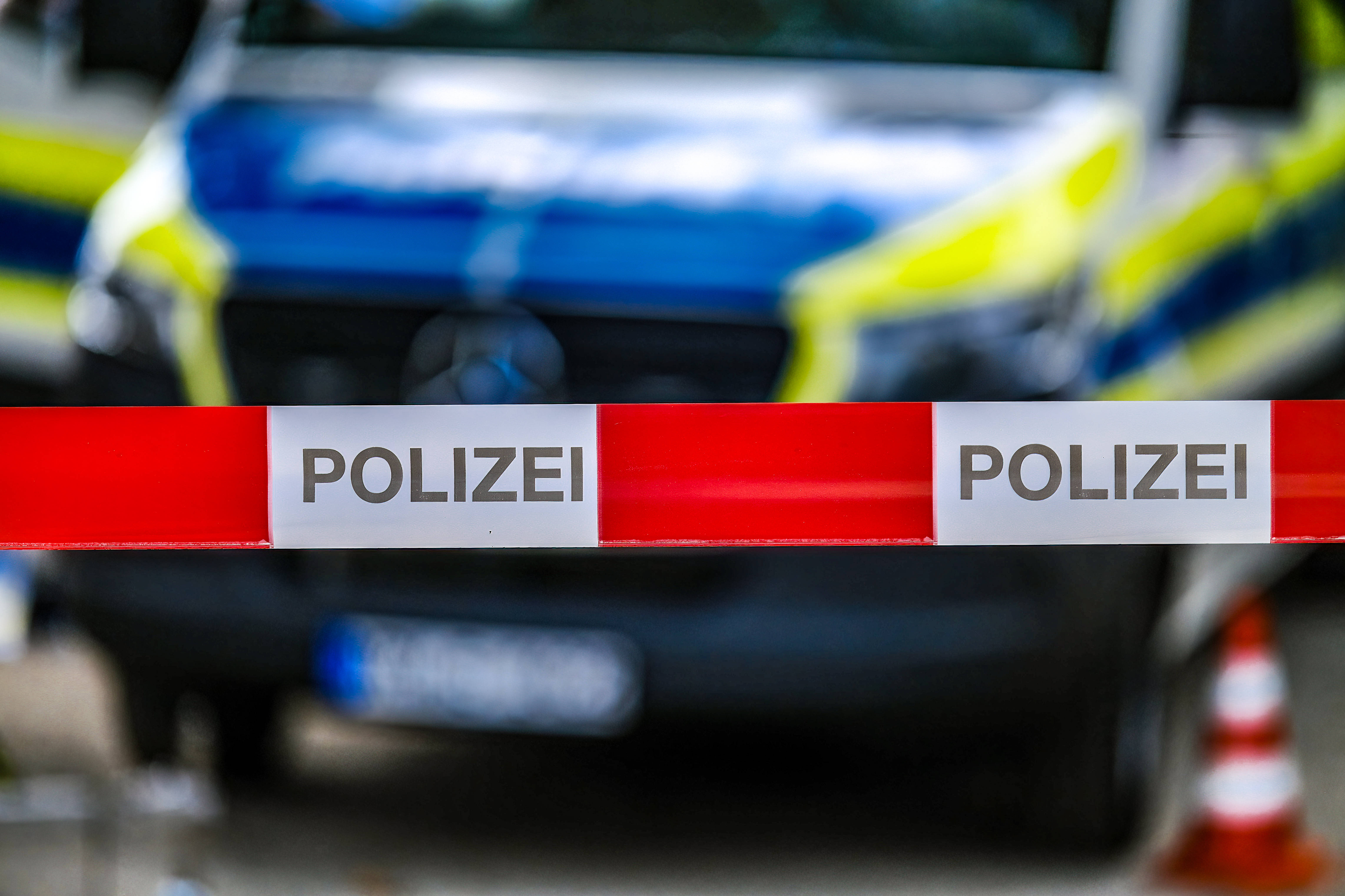 Messerangriff In Bad Hönningen: Täter In Haft – Er Tötete Eine Frau Und ...