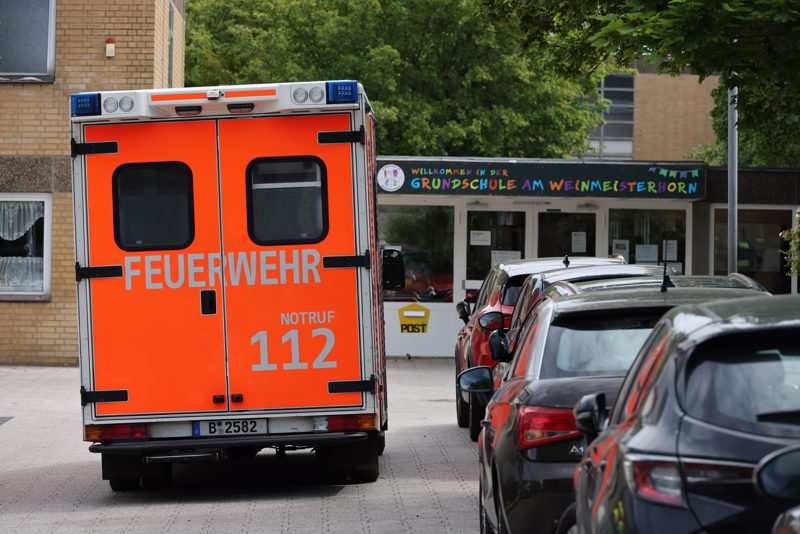 Zum Messer-Angriff eines 13-Jährigen hat sich Merz nicht geäußert.