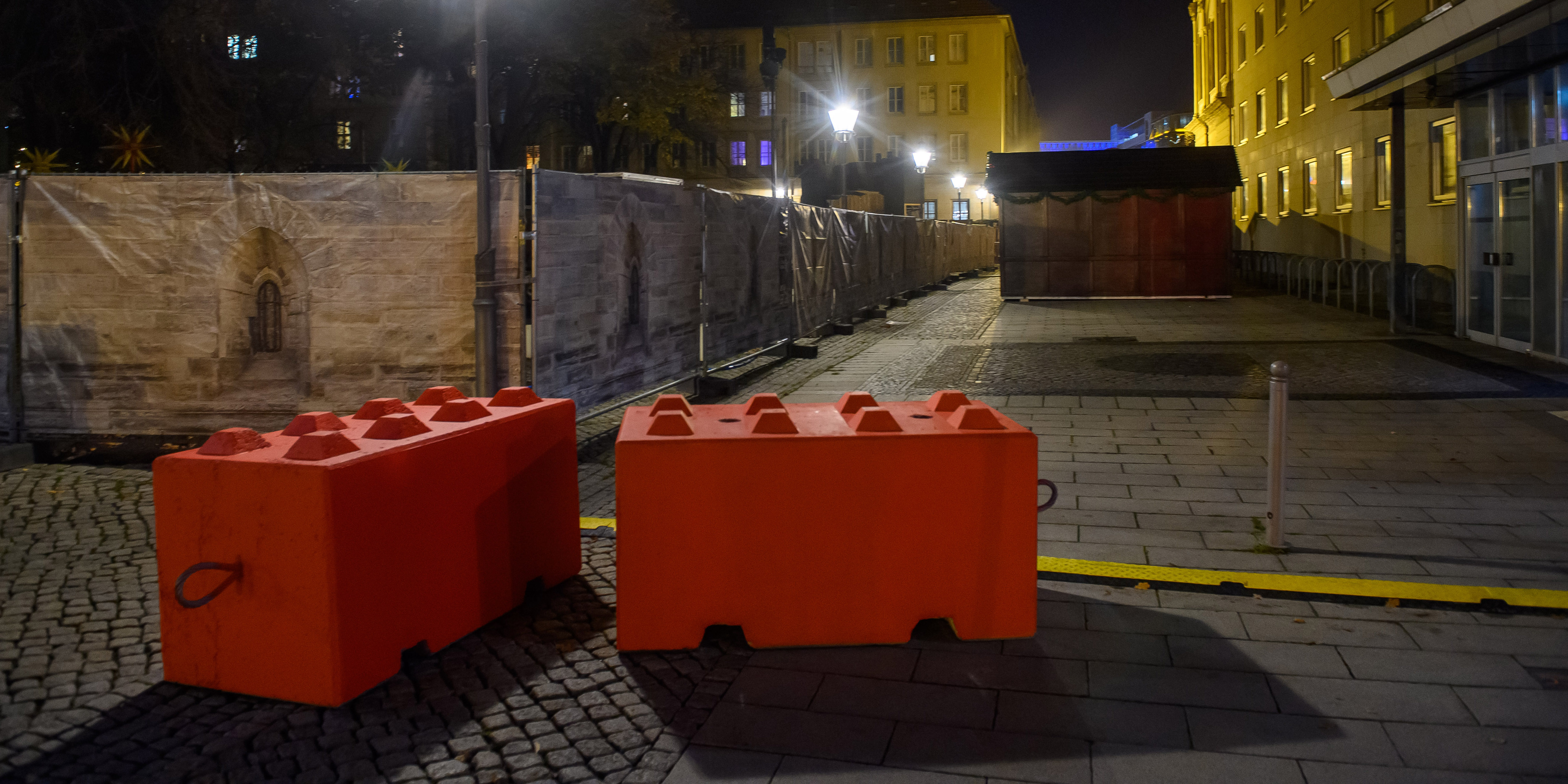 Die Stahlbeton-Blöcke wurden eigentlich für die Lagerung von Schüttgut konzipiert.