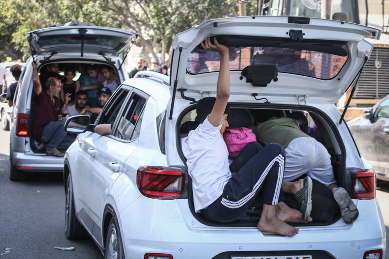 Im Gazastreifen herrscht derzeit Panik. Viele Menschen fliehen in den Süden des Küstenabschnitts.