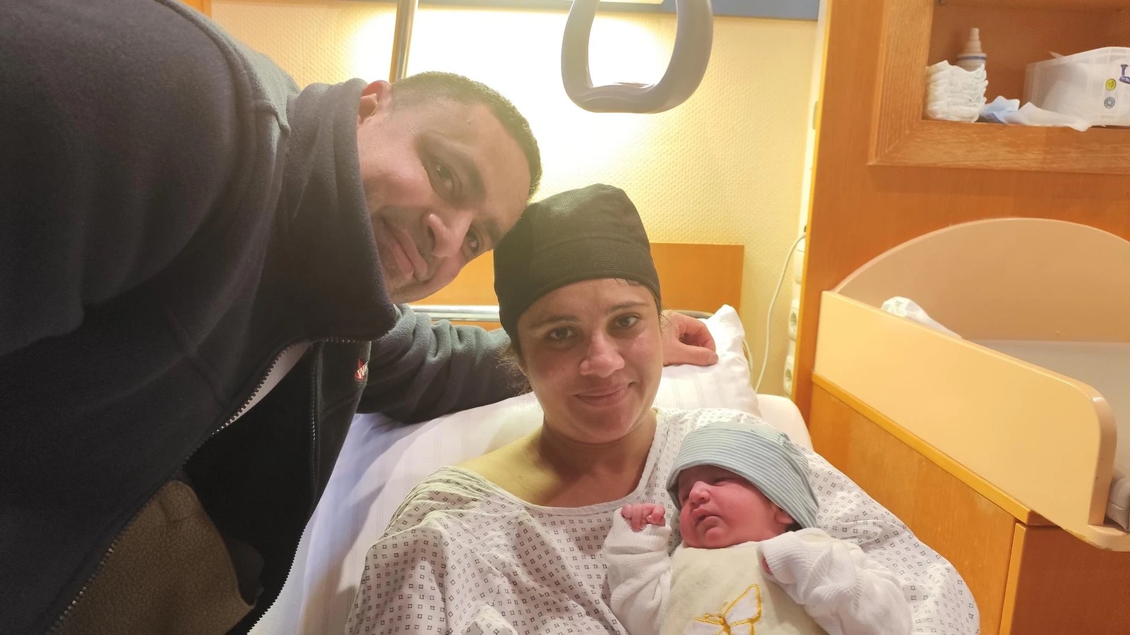 Jind Kaur mit den stolzen Eltern.