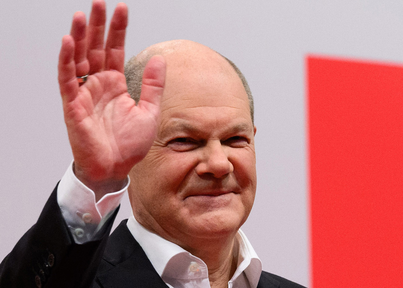 Scholz sagt allen Ernstes Menschen ohne Ausbildung sollen mit Familie