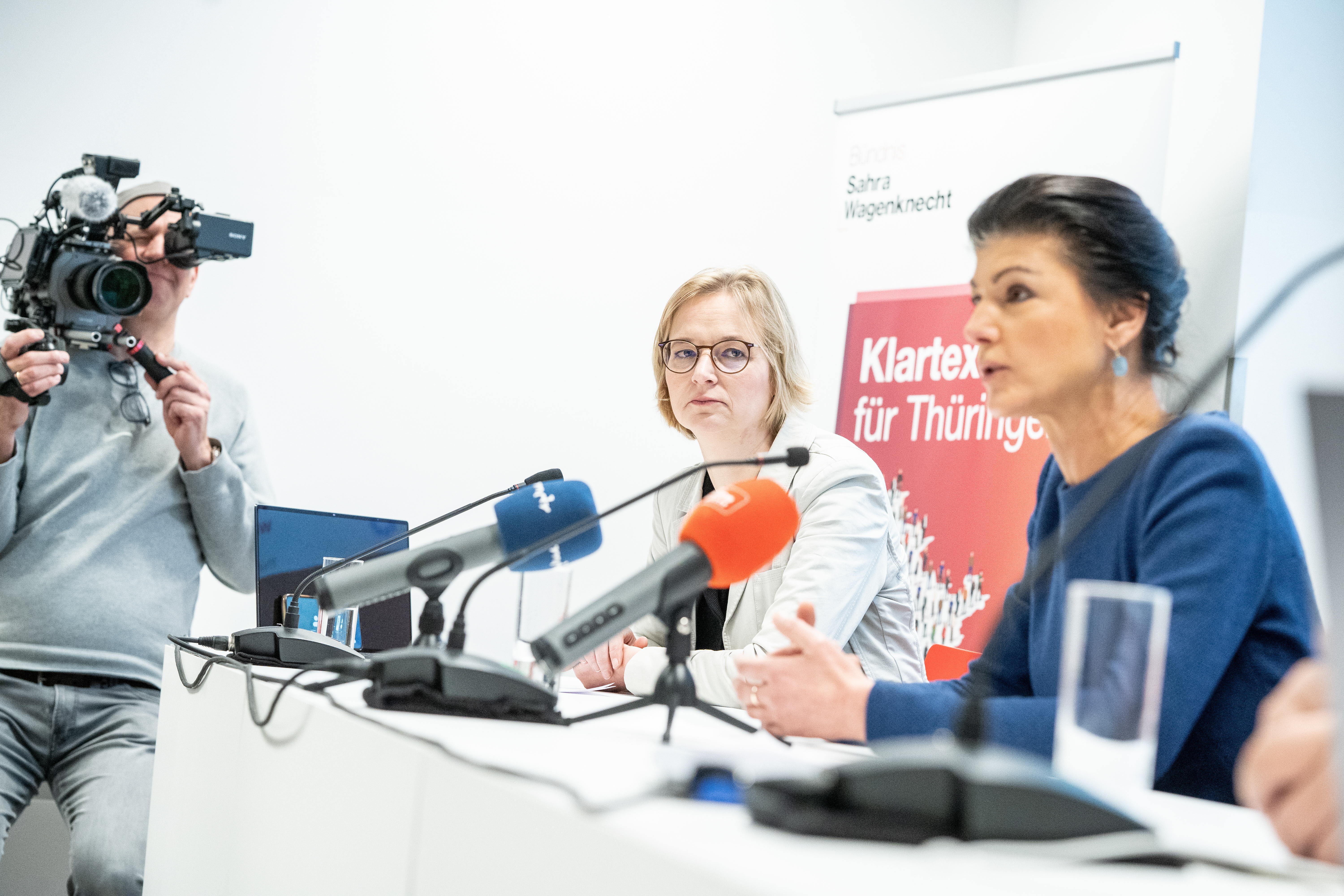 BSW-Landesvorsitzende Katja Wolf zusammen mit der Namensgeberin ihrer Partei