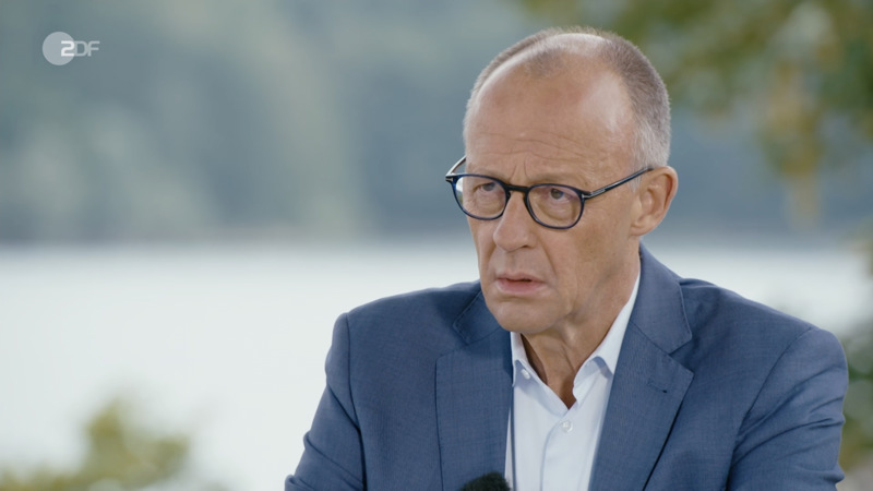 Kretschmer kritisiert die Bundesregierung unter Kanzler Friedrich Merz scharf.