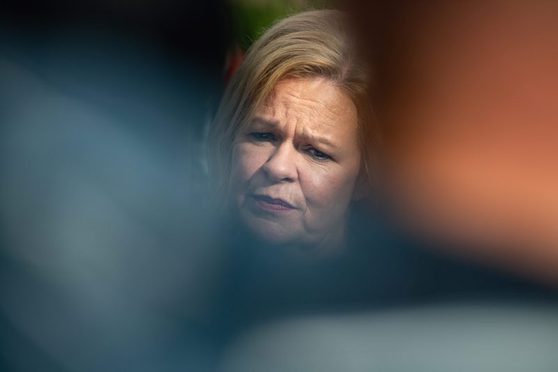 Die CDU/CSU-Fraktion im Bundestag hat erneut eine Sondersitzung des Innenausschusses beantragt.