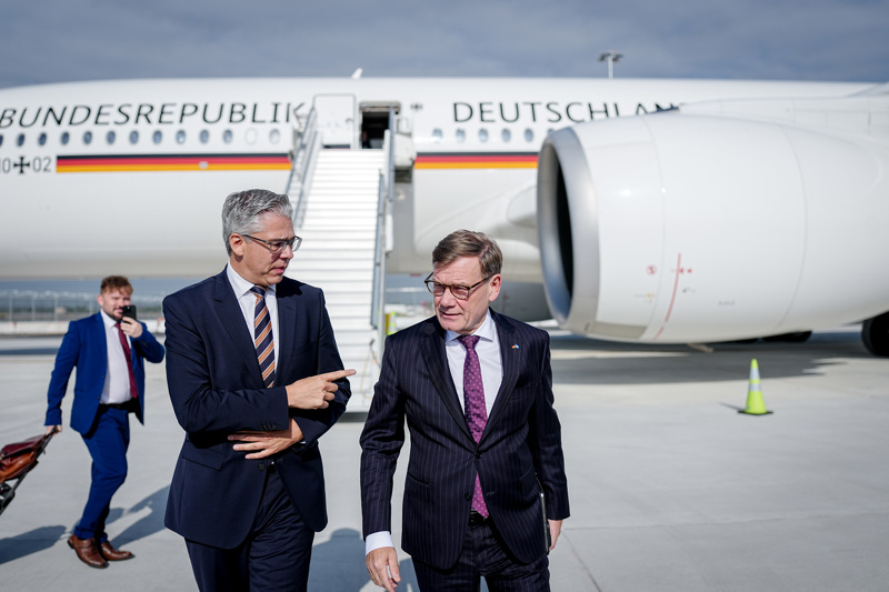 Vom Flieger ging es für Wadephul am Montag direkt zur UN.